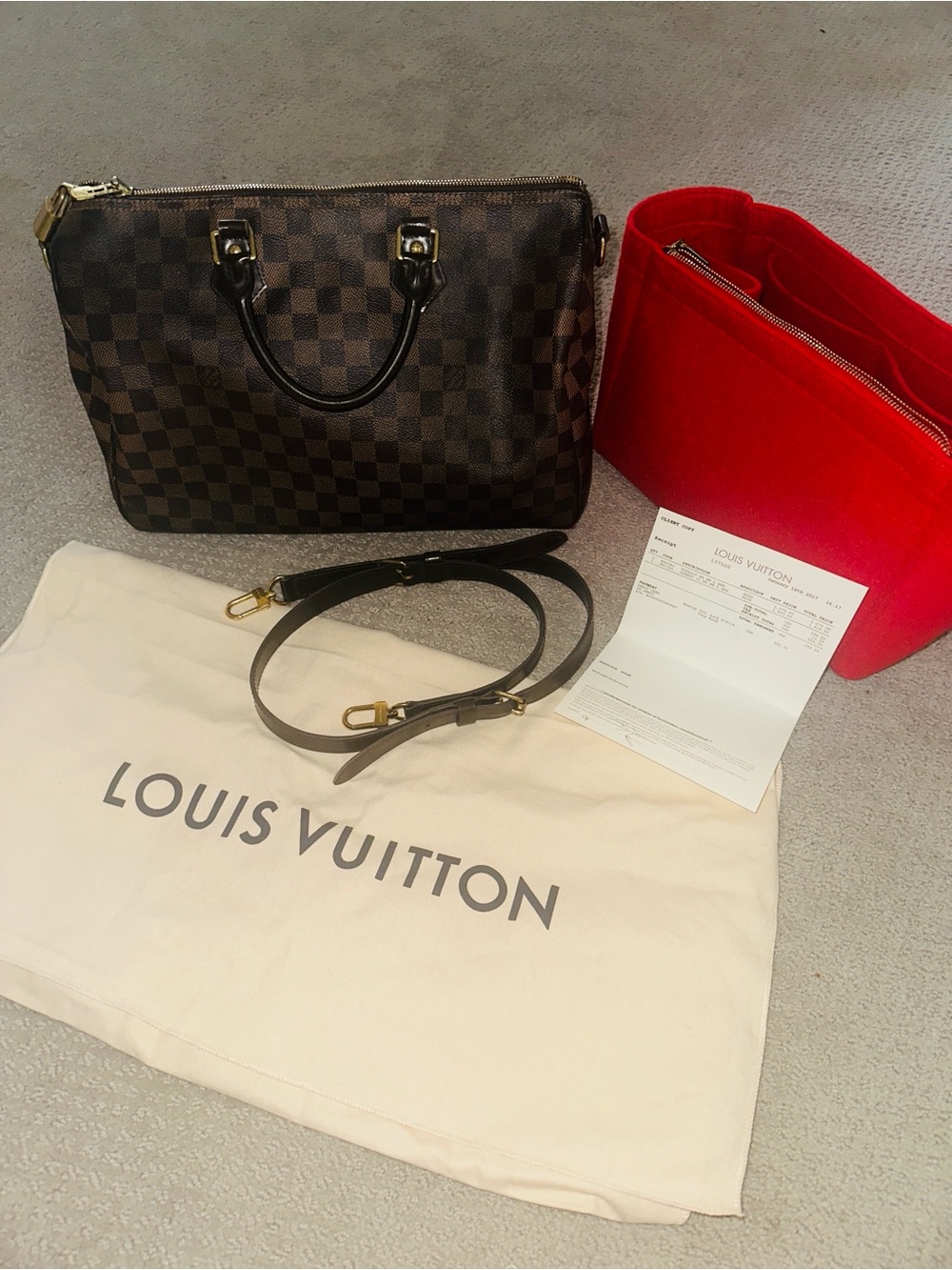 Authentic!✨ LV Speedy 35 travel bag / targe tote / cosmetic bag